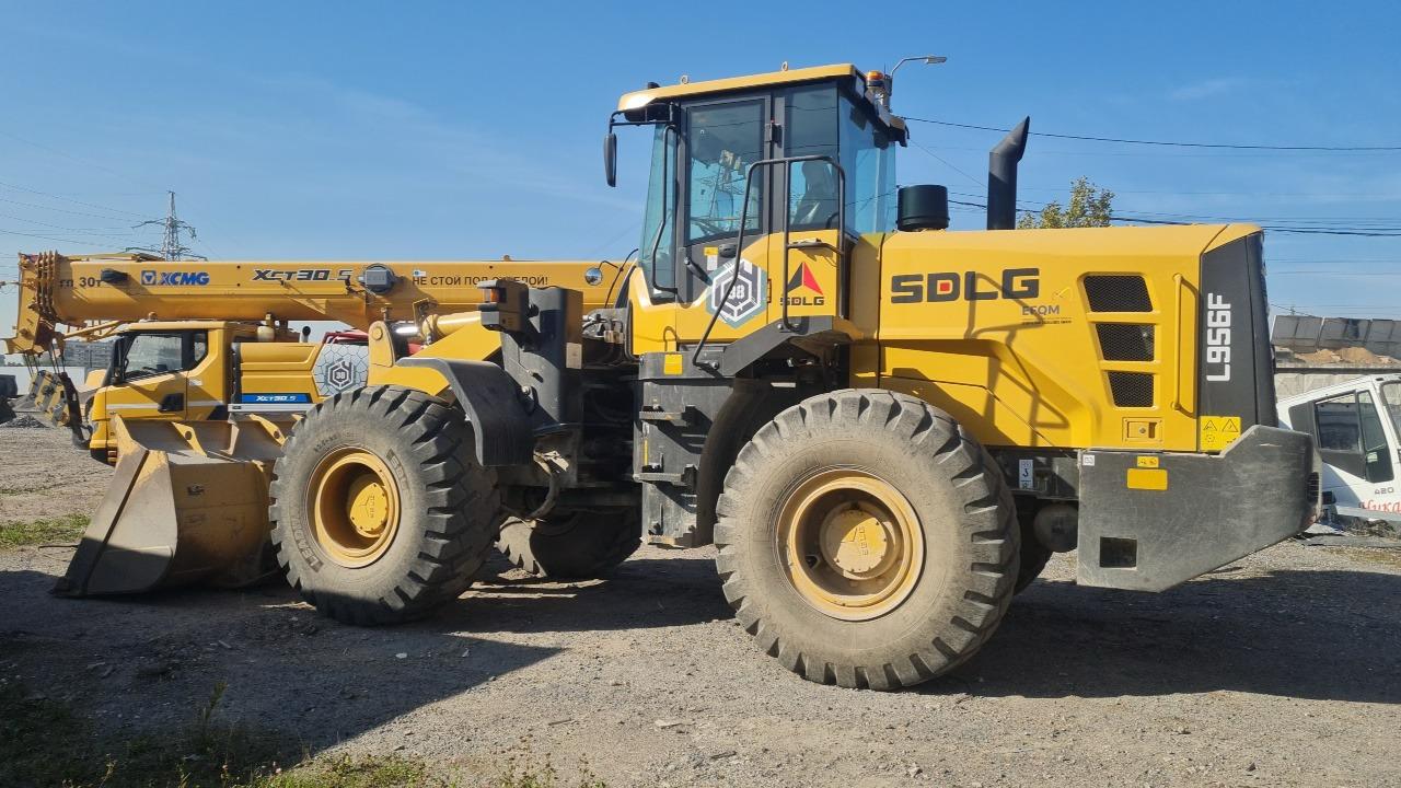 Фронтальный погрузчик SDLG L956F
